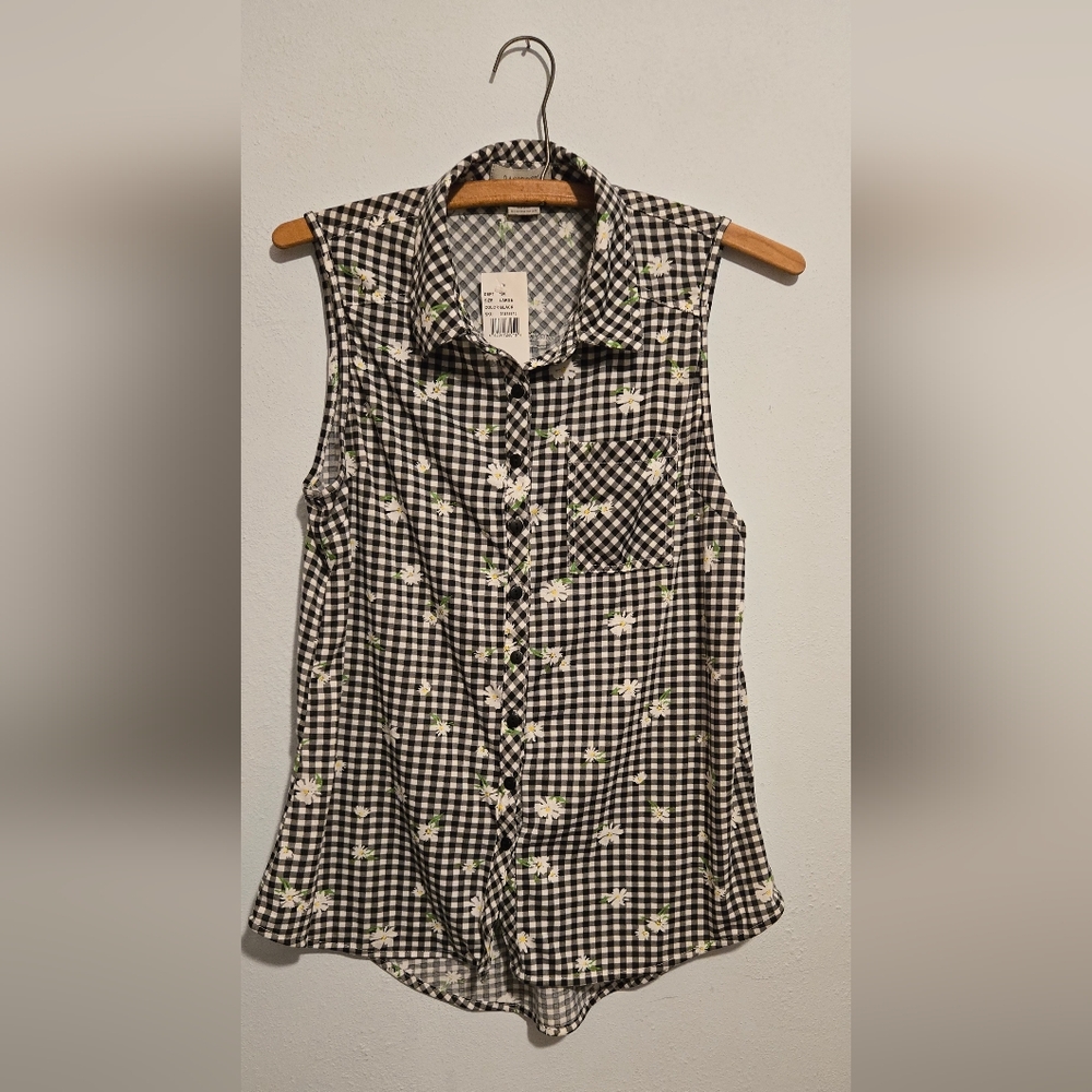Passport Black and White Checkered Top